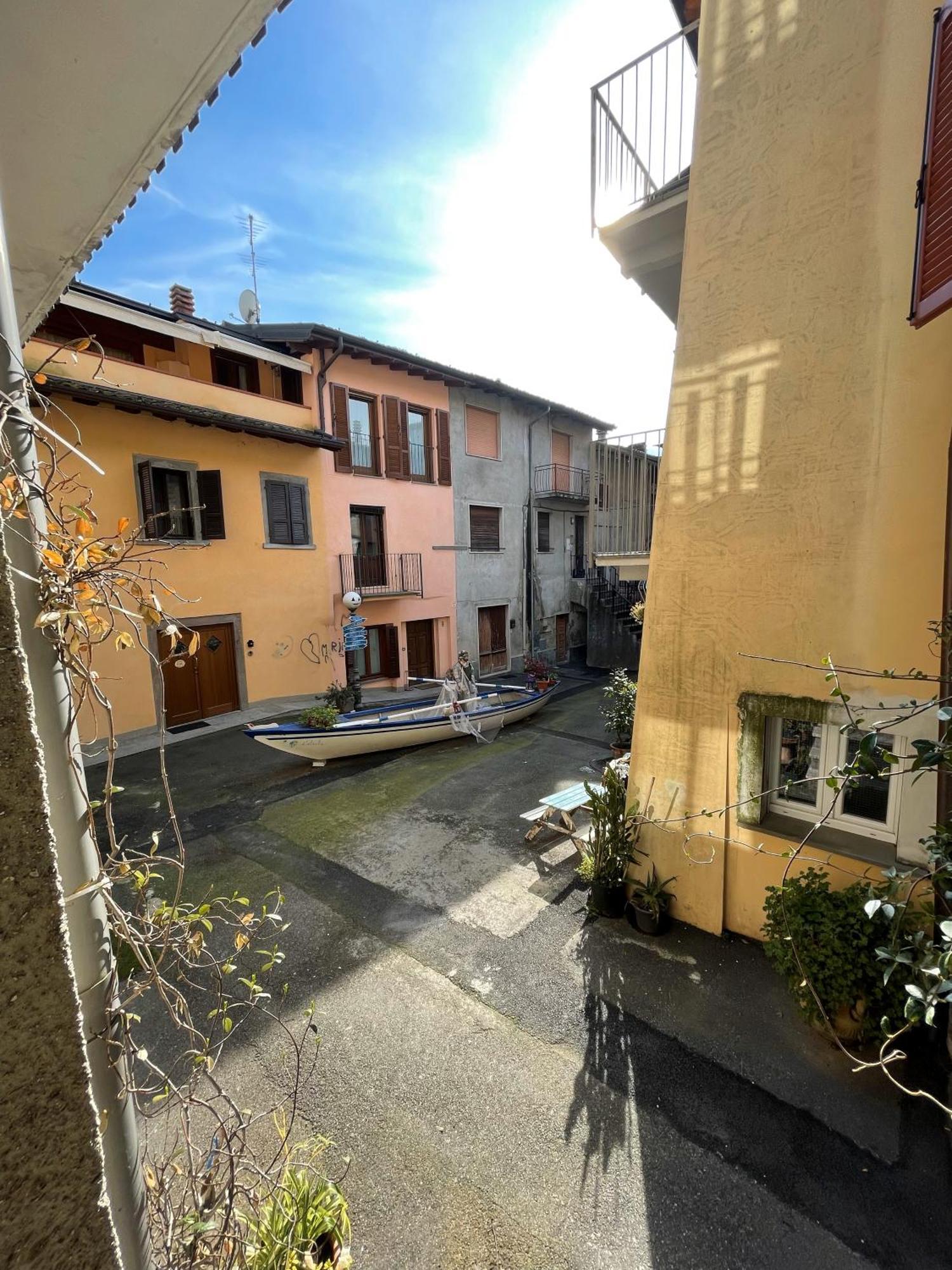 Vila Casa Berlai, Bilocale Sul Lago Pisogne Exteriér fotografie